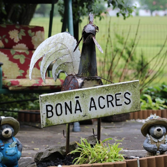 Meet your Posher, La Niche, TN - Picture 1 of 8